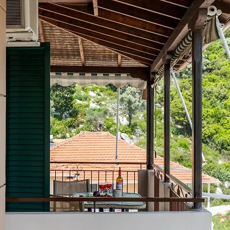 아파트 Nikoleta 2